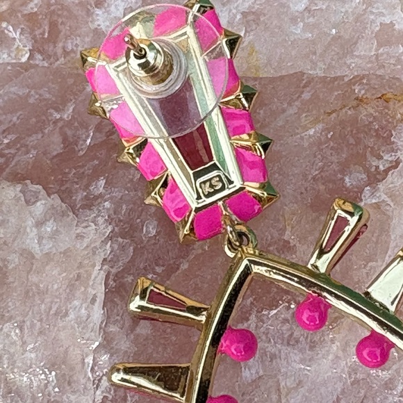 Kendra Scott Stunning Kelsey Gold Statement Earrings in Pink Mix Pouch Gift Box - Picture 4 of 13